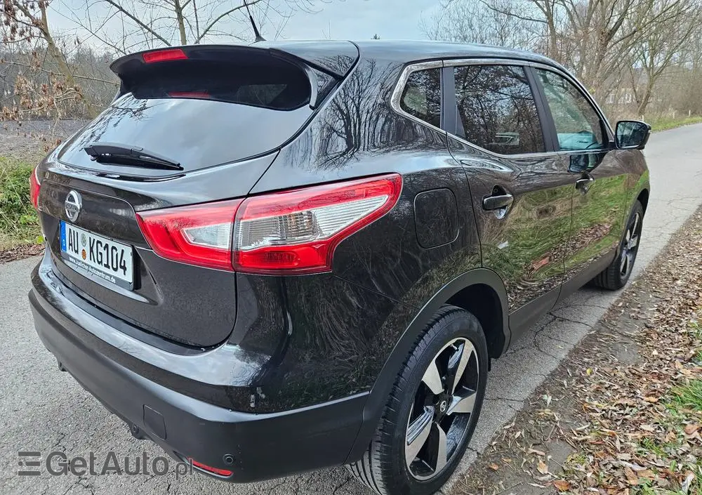 NISSAN Qashqai 1.2 DIG-T N-Connecta
