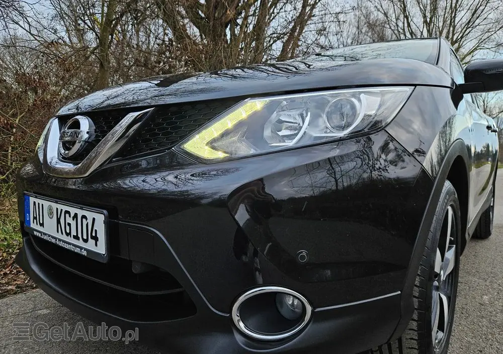 NISSAN Qashqai 1.2 DIG-T N-Connecta