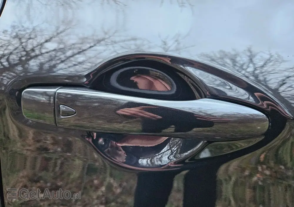 NISSAN Qashqai 1.2 DIG-T N-Connecta