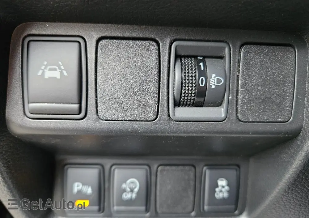 NISSAN Qashqai 1.2 DIG-T N-Connecta