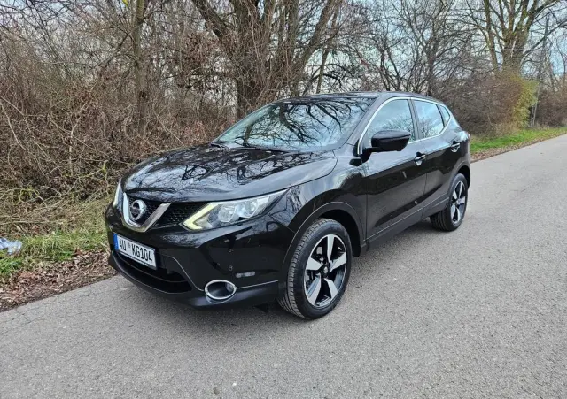 NISSAN Qashqai 1.2 DIG-T N-Connecta