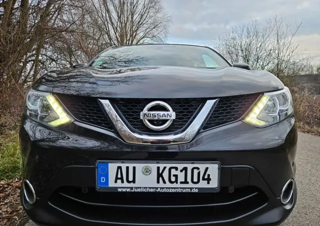 NISSAN Qashqai 1.2 DIG-T N-Connecta