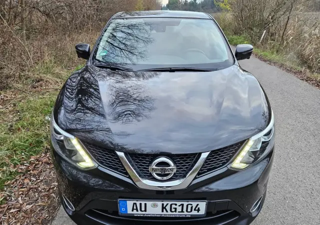 NISSAN Qashqai 1.2 DIG-T N-Connecta