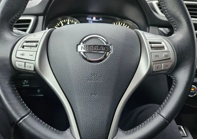 NISSAN Qashqai 1.2 DIG-T N-Connecta