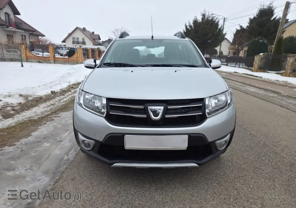 DACIA Sandero TCe 90 Laureate