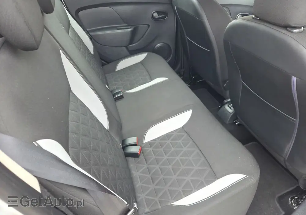 DACIA Sandero TCe 90 Laureate