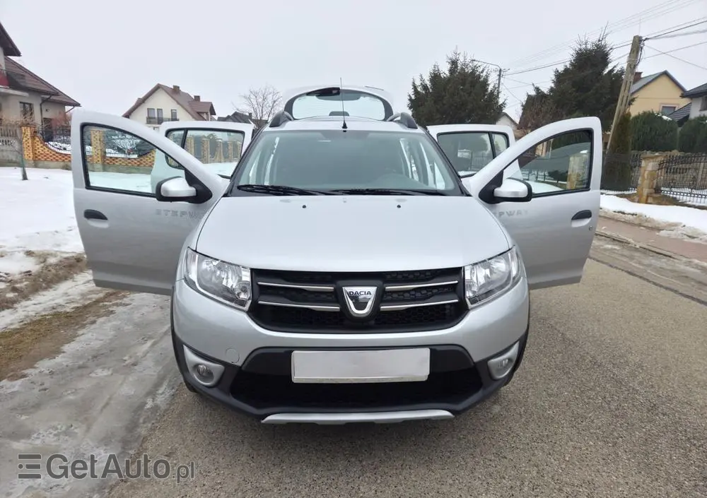 DACIA Sandero TCe 90 Laureate