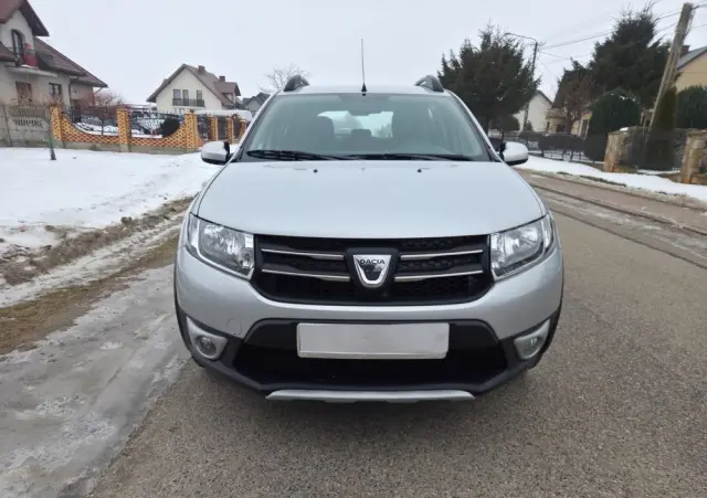 DACIA Sandero TCe 90 Laureate