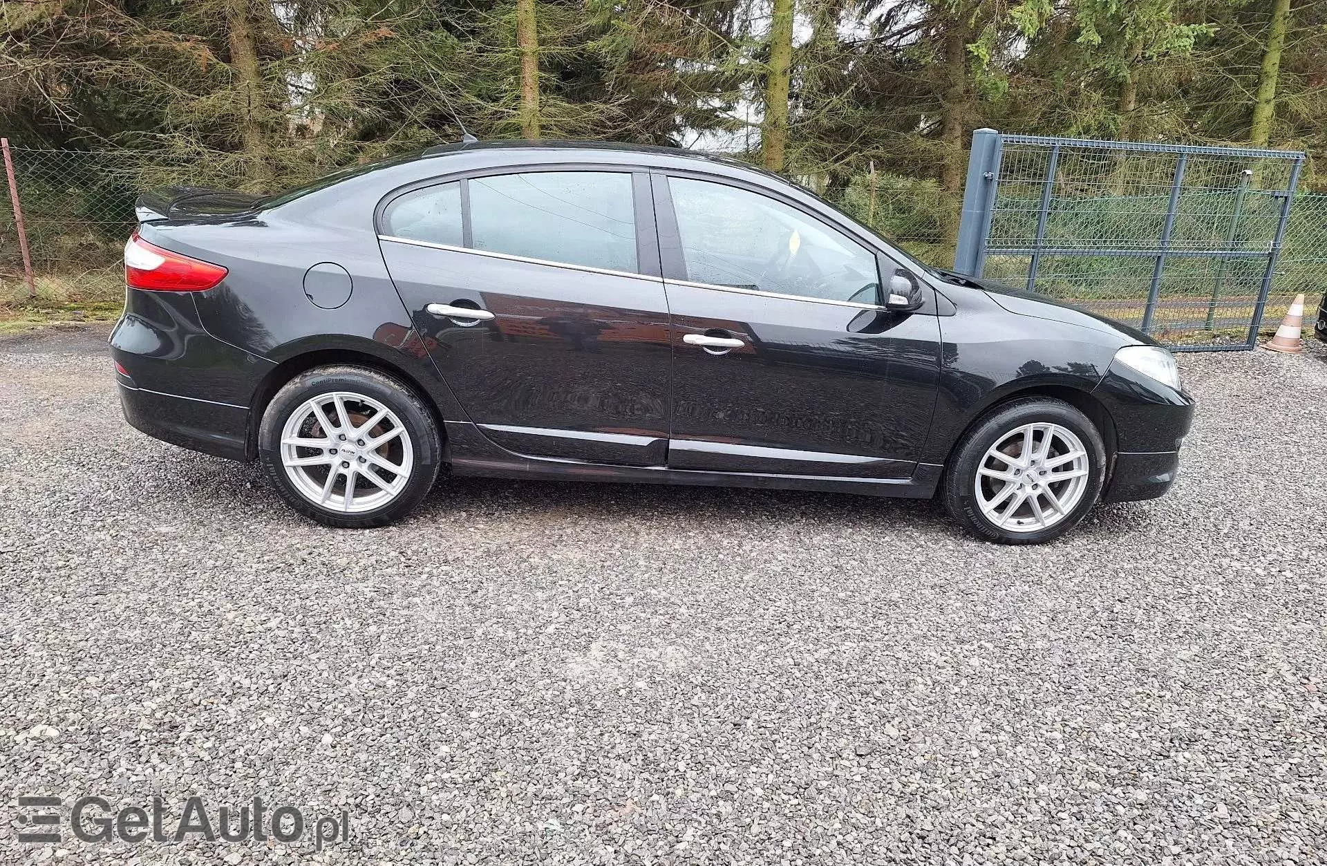 RENAULT Fluence 1.6 16V (110 KM)