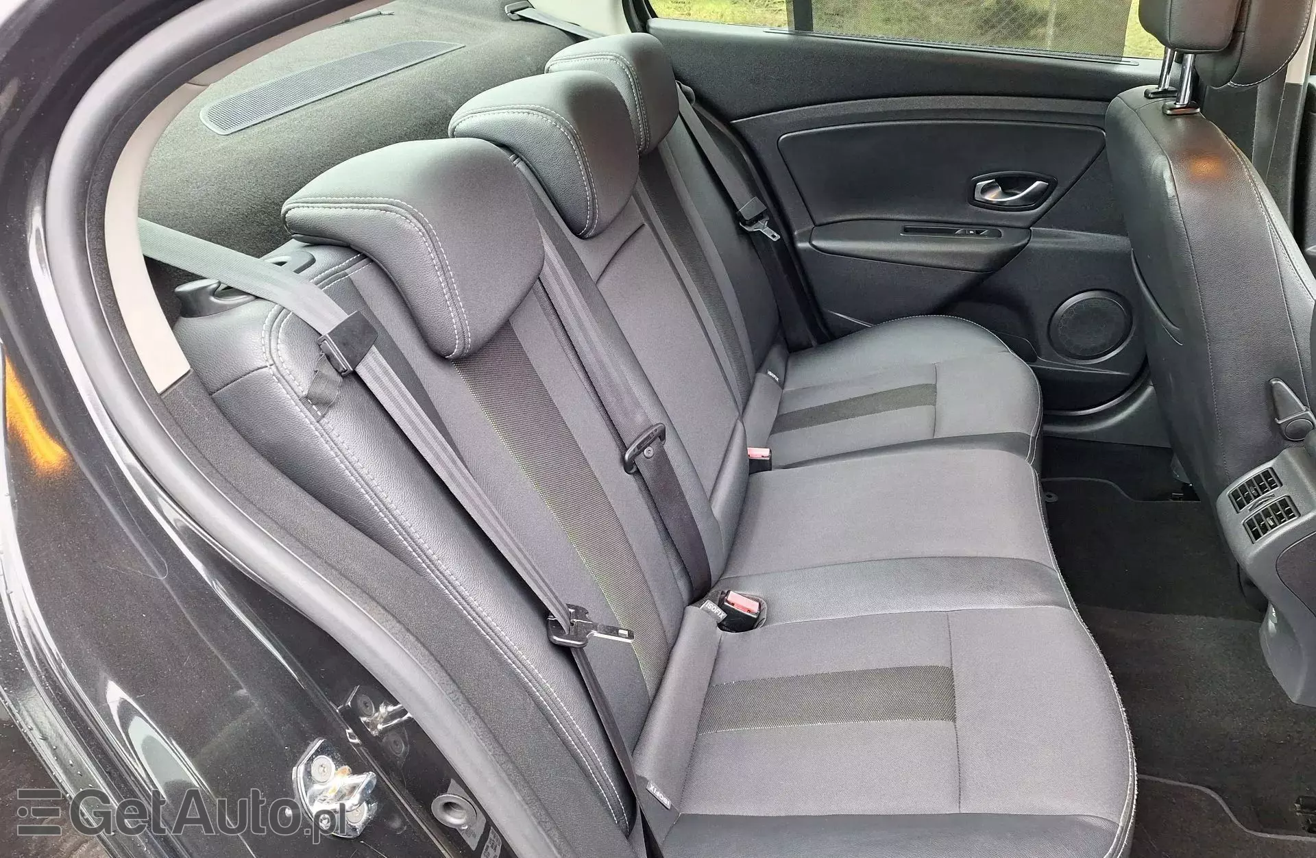 RENAULT Fluence 1.6 16V (110 KM)