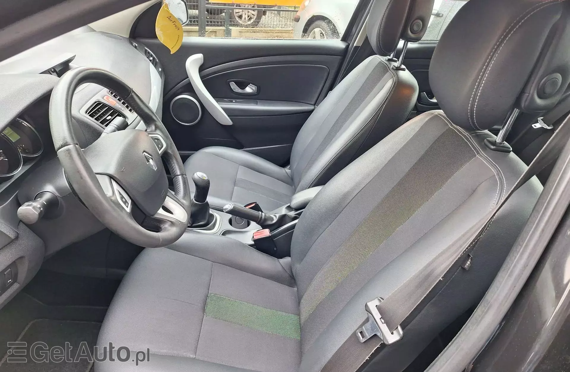 RENAULT Fluence 1.6 16V (110 KM)