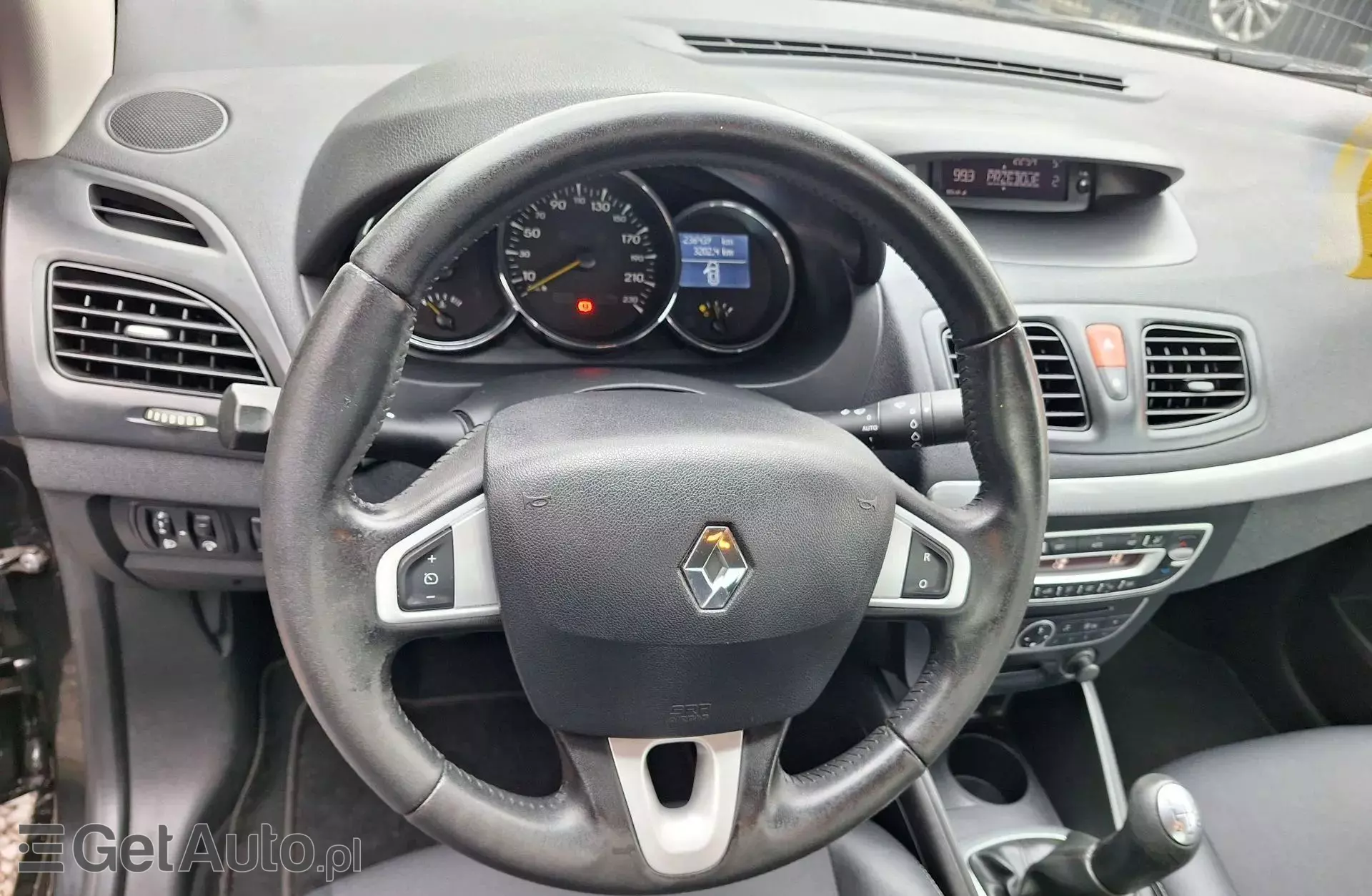 RENAULT Fluence 1.6 16V (110 KM)