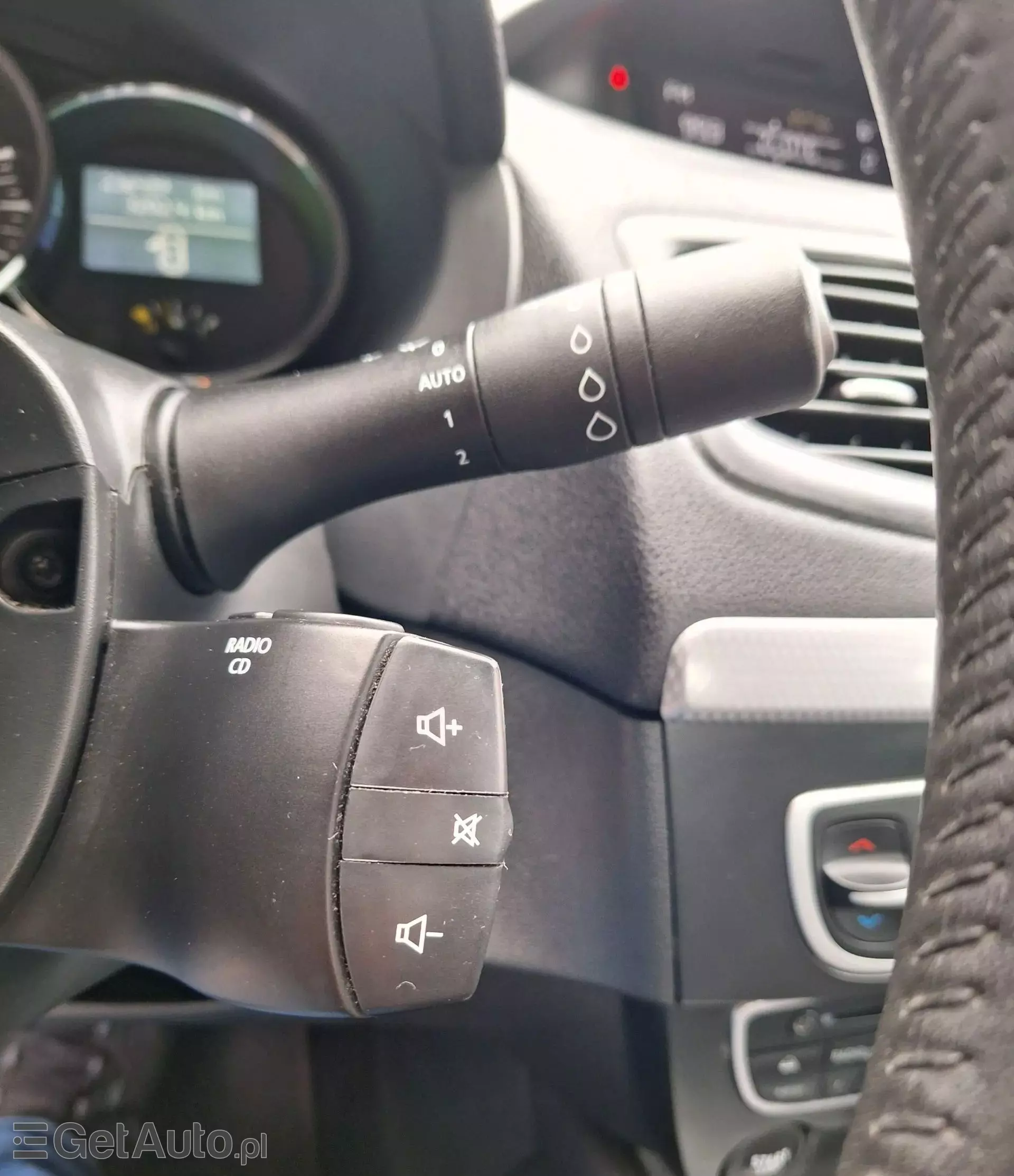 RENAULT Fluence 1.6 16V (110 KM)