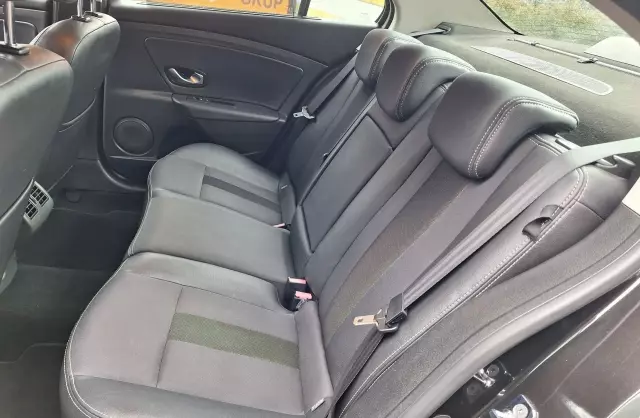 RENAULT Fluence 1.6 16V (110 KM)