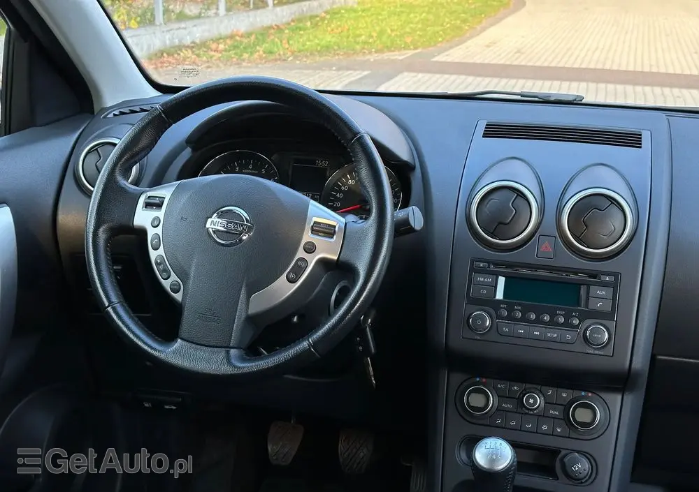 NISSAN Qashqai 2.0 4 x 4 tekna