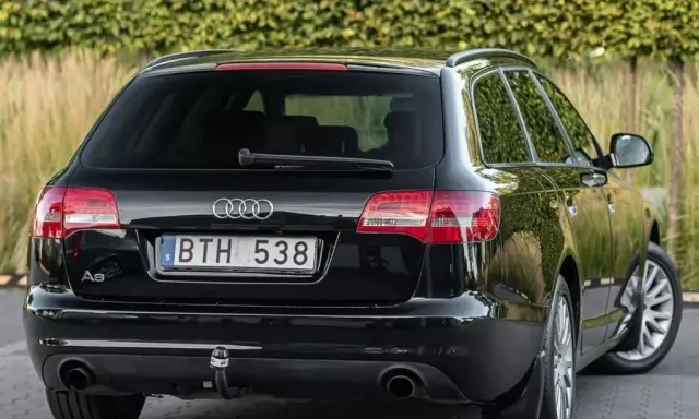 AUDI A6 