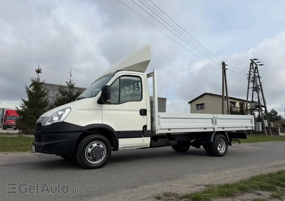 IVECO 35C15 * 3.0 / 150KM * Skrzyniowy * Rozstaw osi: 4.1m * Koła bliźniacze * Rama do zabudowy * 
