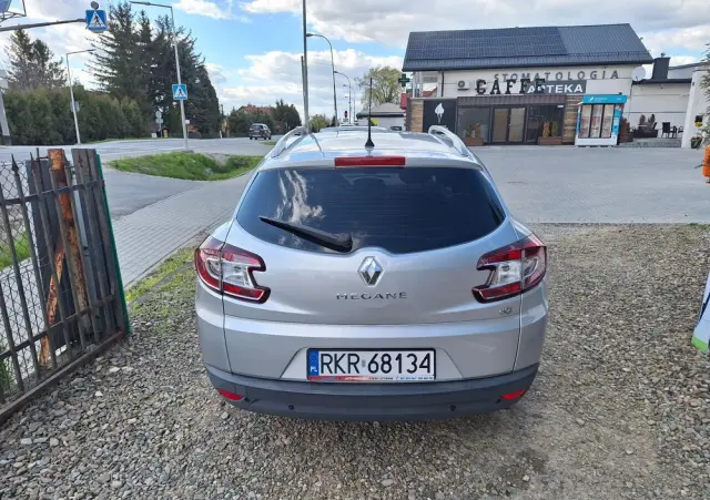 RENAULT Megane 1.9 dCi Dynamique