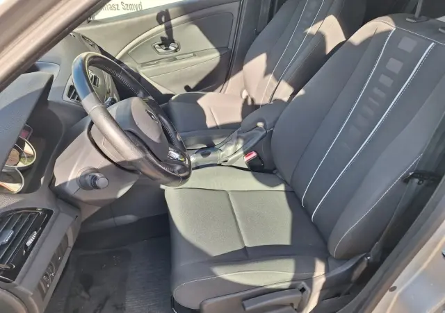 RENAULT Megane 1.9 dCi Dynamique