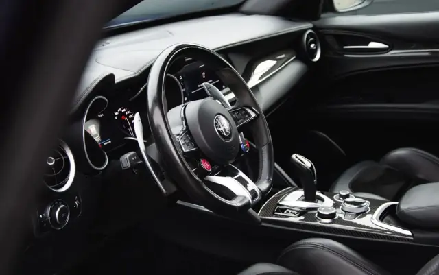 ALFA ROMEO Stelvio 2.9 V6 Bi-Turbo Quadrifoglio Q4