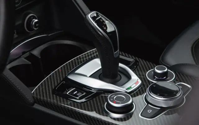 ALFA ROMEO Stelvio 2.9 V6 Bi-Turbo Quadrifoglio Q4