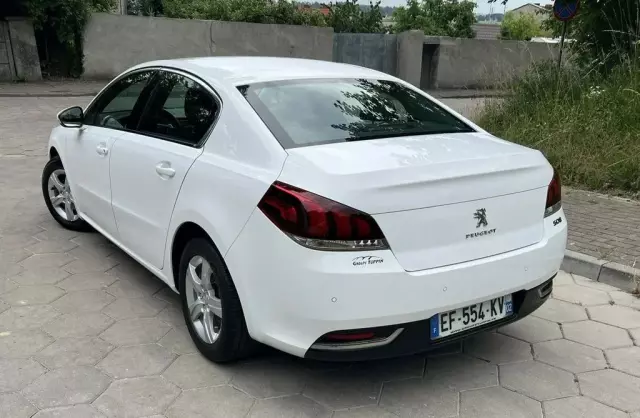PEUGEOT 508 