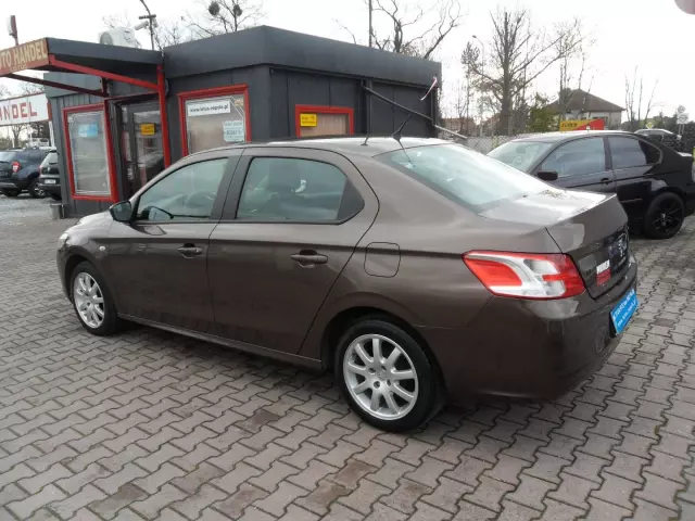 PEUGEOT 301 
