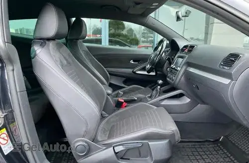 VOLKSWAGEN Scirocco 