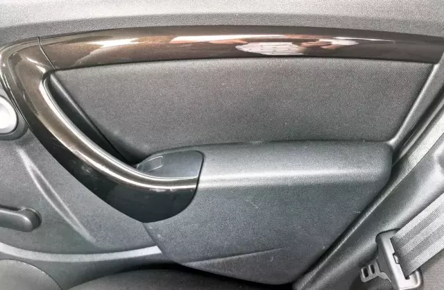 DACIA Duster 1.6 (105/102 KM) 4x2 LPG