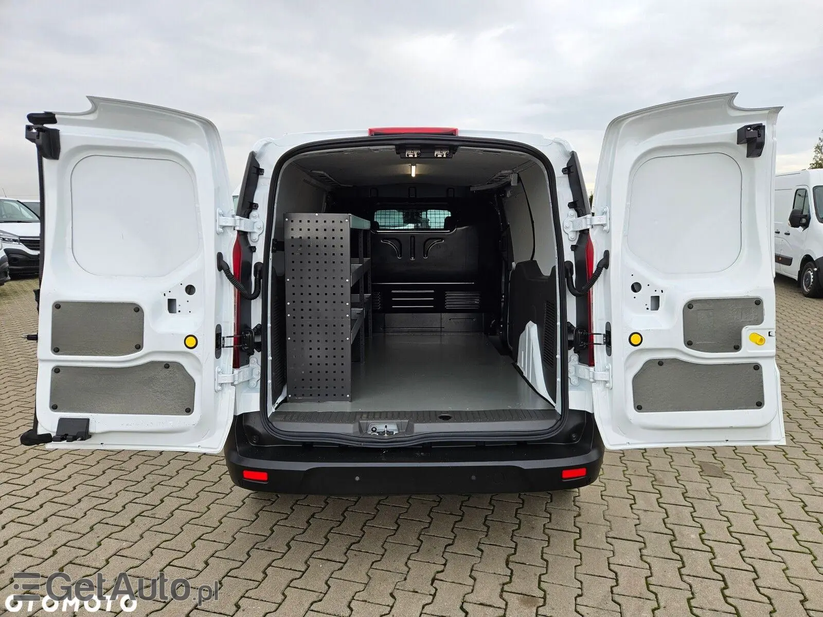 FORD Transit Connect Sport