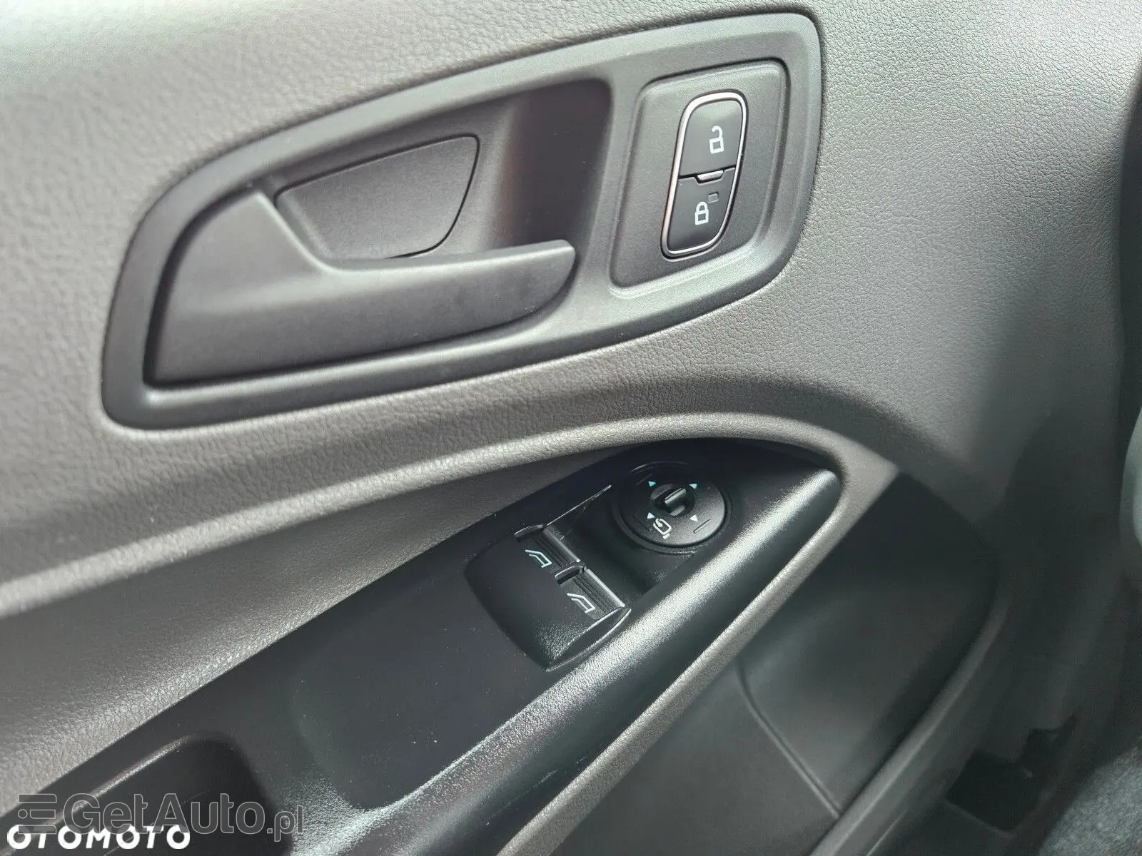 FORD Transit Connect Sport