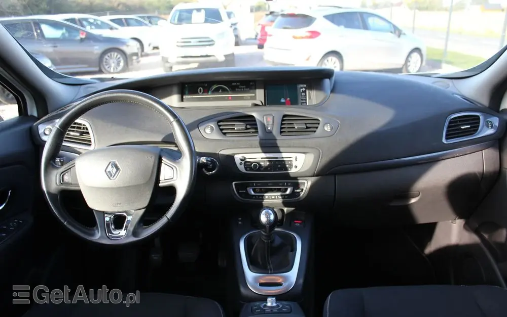 RENAULT Scenic 