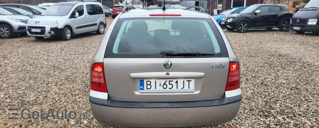 SKODA Octavia 