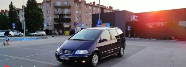 VOLKSWAGEN Sharan 
