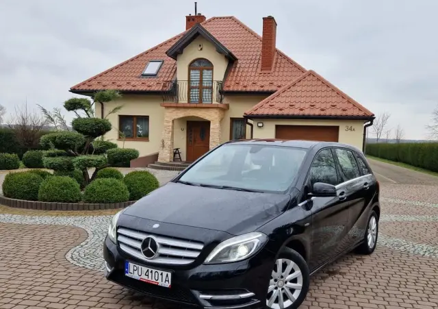 MERCEDES-BENZ Klasa B 180 BlueEFFICIENCY Edition