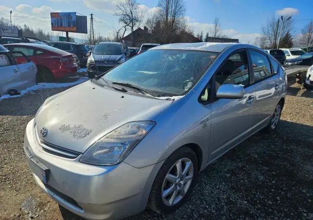 TOYOTA Prius (Hybrid) Executive