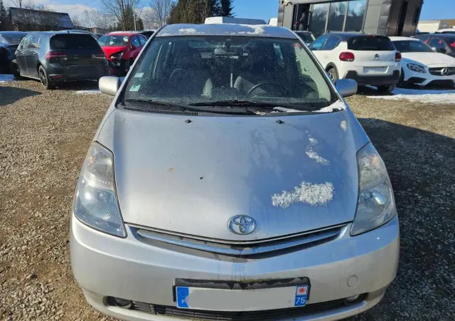 TOYOTA Prius (Hybrid) Executive