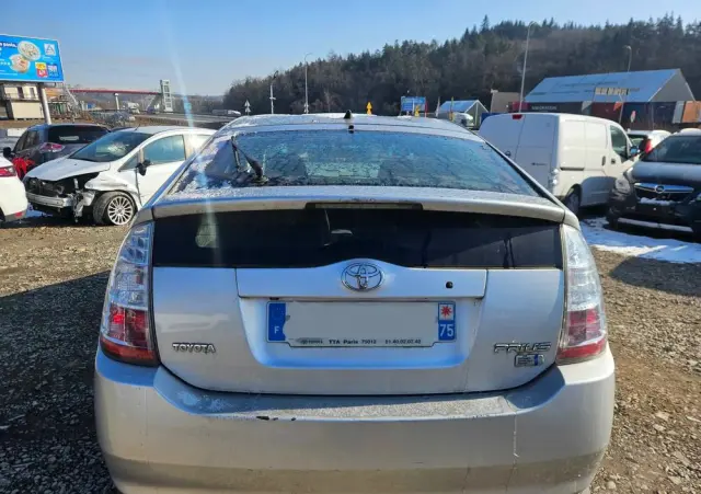 TOYOTA Prius (Hybrid) Executive