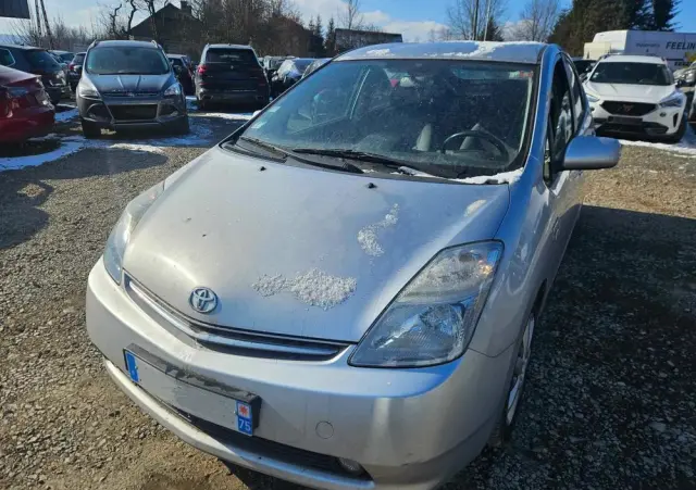 TOYOTA Prius (Hybrid) Executive
