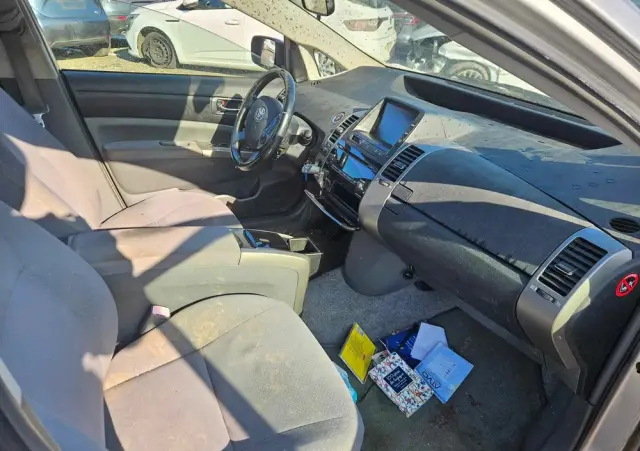 TOYOTA Prius (Hybrid) Executive