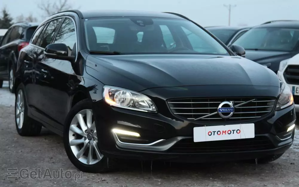 VOLVO V60 D3 Summum