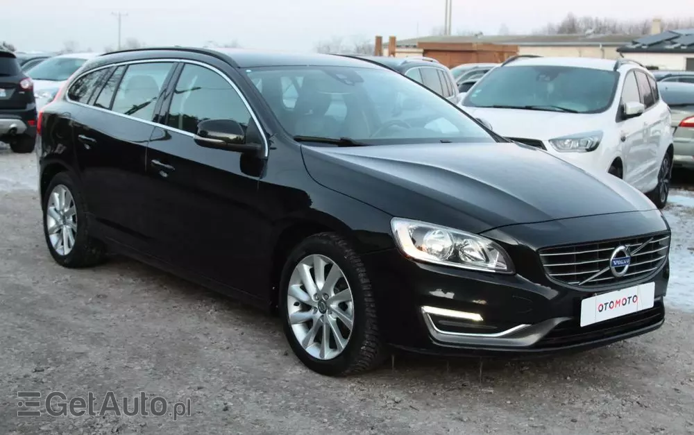 VOLVO V60 D3 Summum