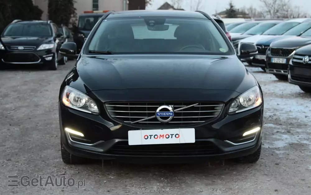 VOLVO V60 D3 Summum