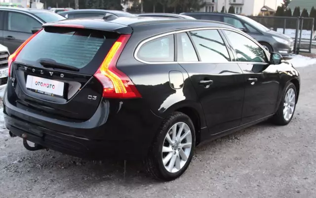 VOLVO V60 D3 Summum