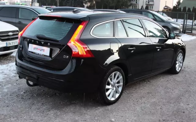 VOLVO V60 D3 Summum