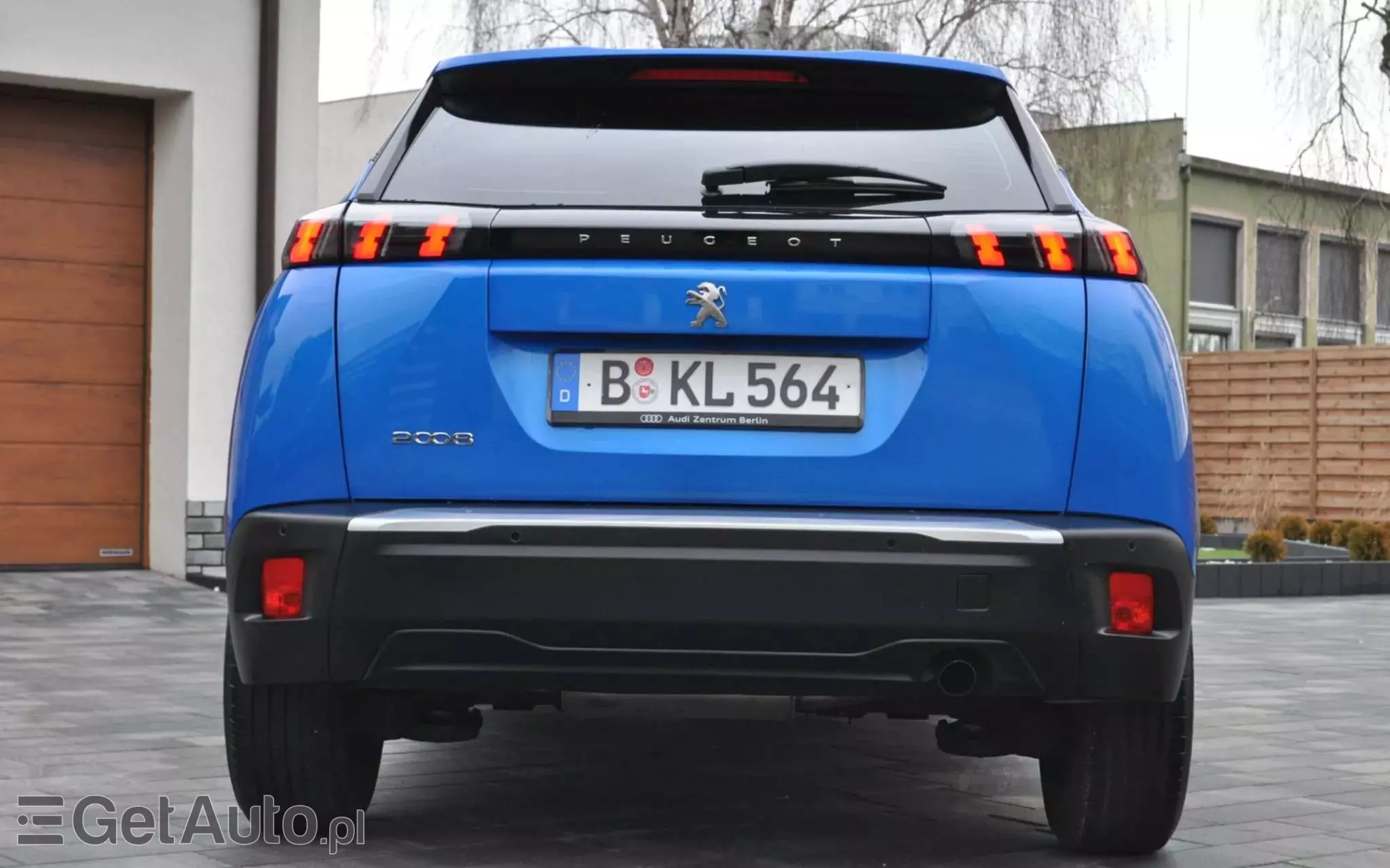 PEUGEOT 2008 