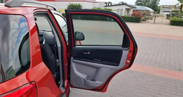 SUZUKI SX4 1.6 VVT 4x2 Comfort