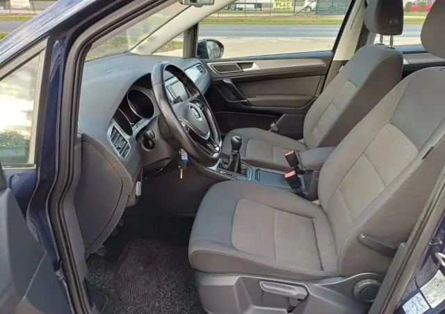 VOLKSWAGEN Golf Sportsvan 1.6 TDI BlueMotion Comfortline