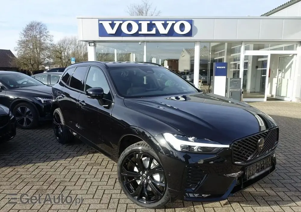 VOLVO XC 60 B5 B AWD Plus Black Edition