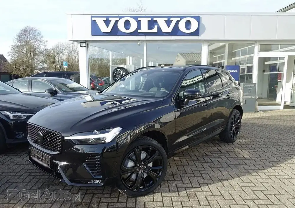 VOLVO XC 60 B5 B AWD Plus Black Edition